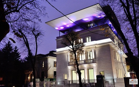 Cum arată cea mai scumpă casă din Bucureşti. Are 15 camere şi aproape 2.000 de metri pătraţi