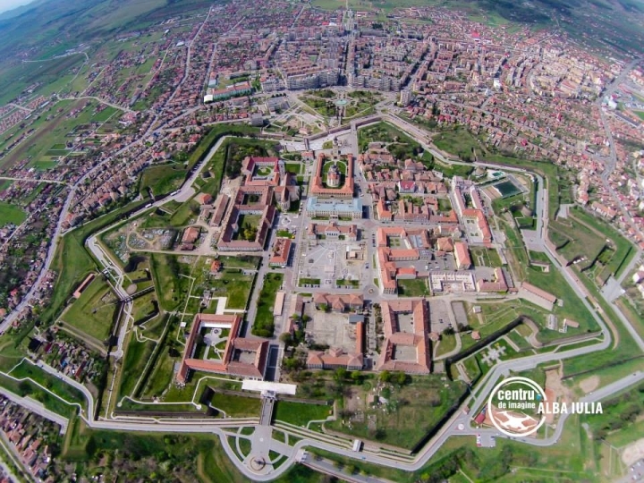 Primăria din Alba Iulia va aloca între 10 şi 30 mil. euro pentru proiecte de tip smart city în următorii 8 ani