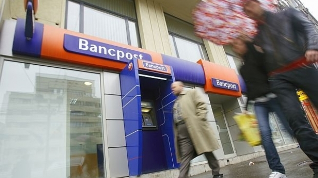 Discounturi de pana la 18% pentru clientii Bancpost care au accesat credinte in franci elvetieni